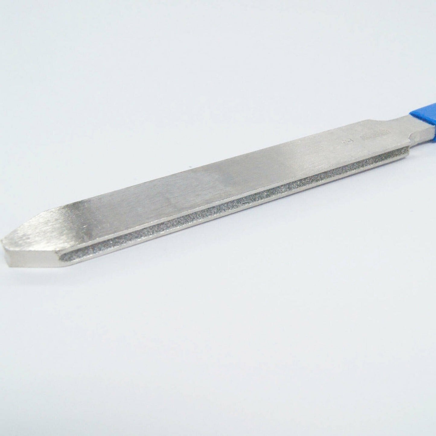 UO-CHIKYU High Quality Two-Sided Diamond Fret Crowning File Medium Sized Frets