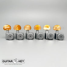 Load image into Gallery viewer, NEW Hipshot STAGGERED Tuners Fender® Directrofit™ LOCKING Amber Buttons - SATIN